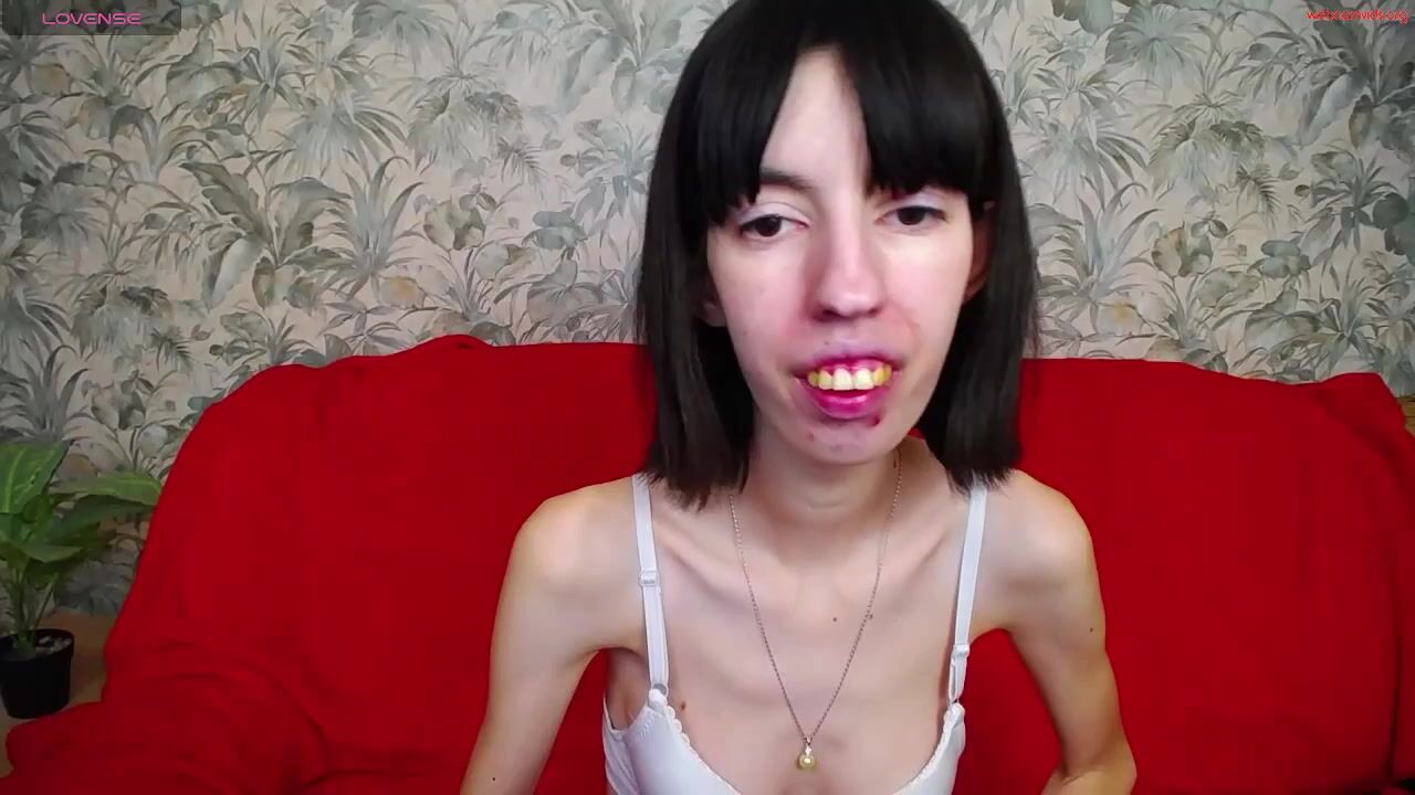 unusual_g - Private  Video shave tongue blueeyes