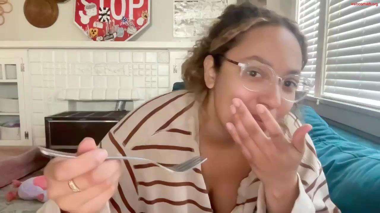 dreamyriri - Private  Video cumming bigbelly bicurious