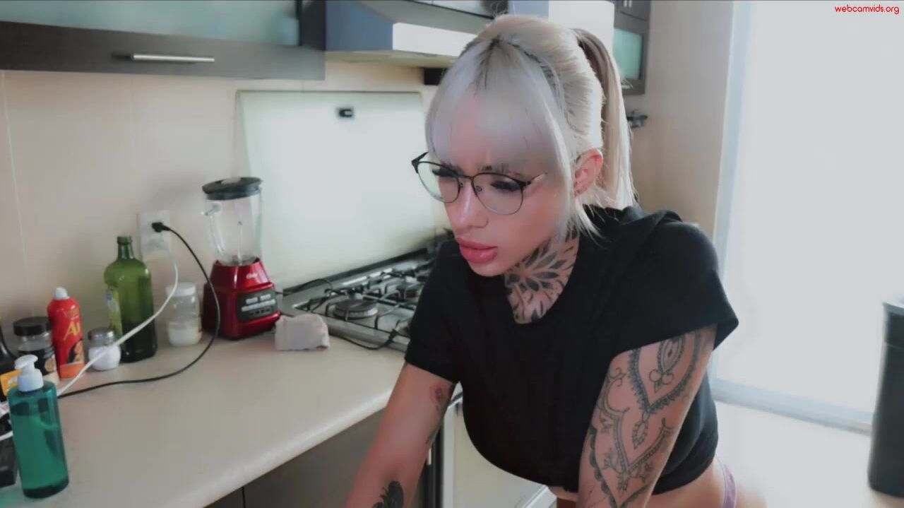 latinbaby_666 - Private  Video thin show vibrate