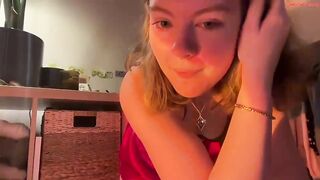 sweetlilymari - Private  Video beauty longtongue kiss