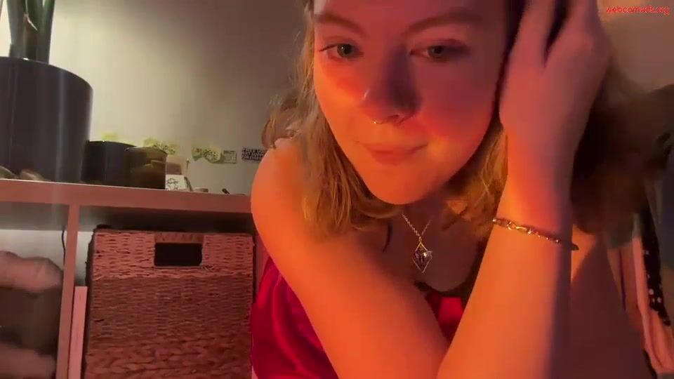 sweetlilymari - Private  Video beauty longtongue kiss