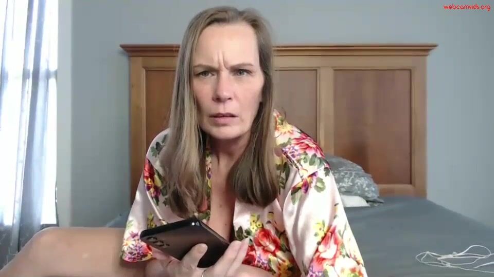kimithemilfmommy - Private  Video leather feets blueeyes