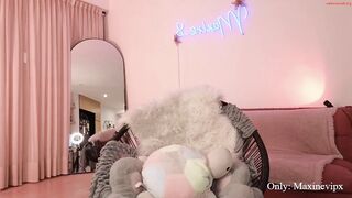 maxine_8 - Private  Video foot sub uk