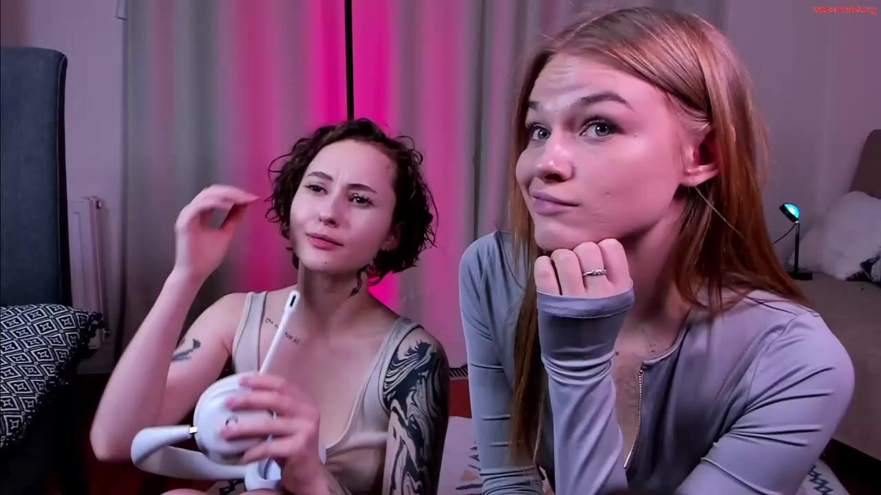 ssscarlett - Private  Video barefeet analplug braces