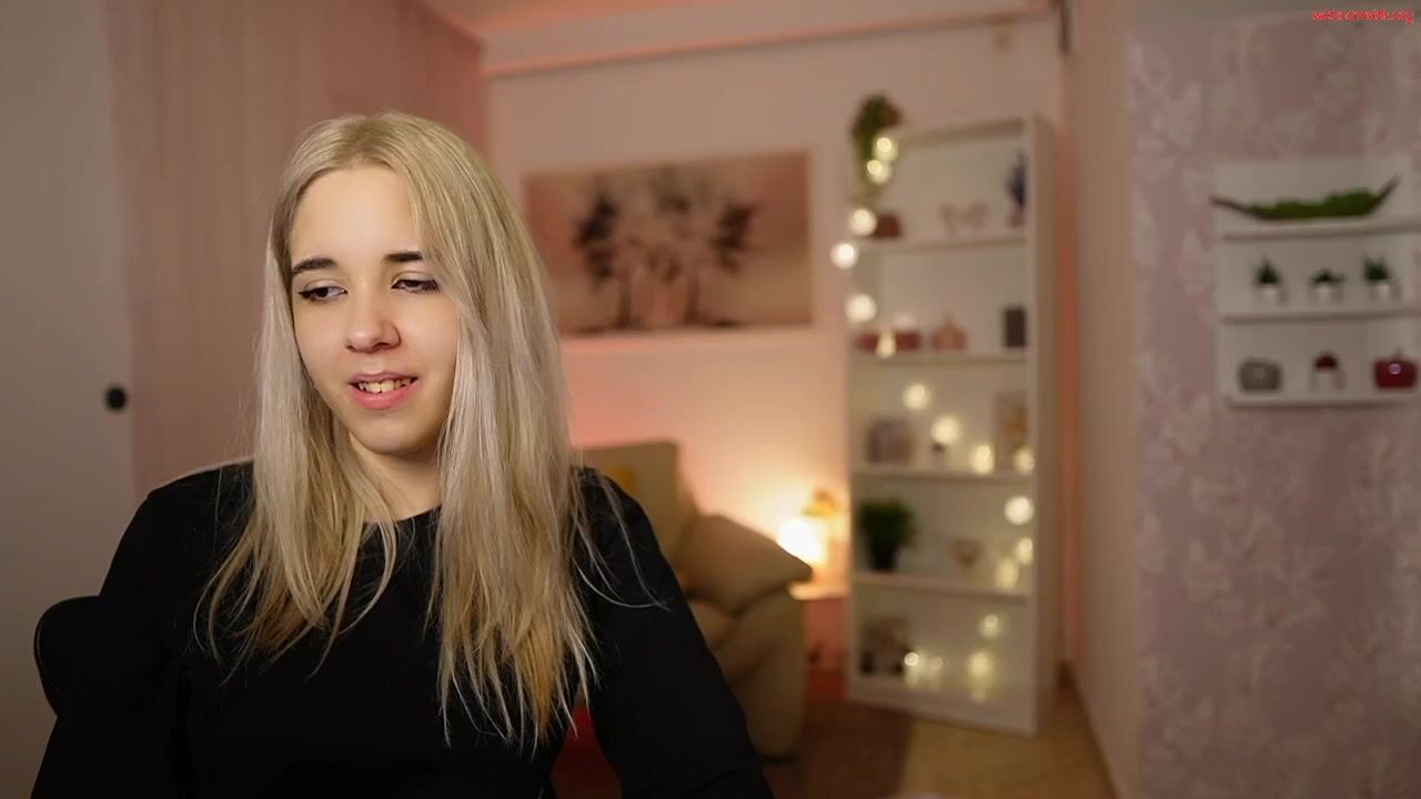 katie_kush18 - Private  Video lush foot heels