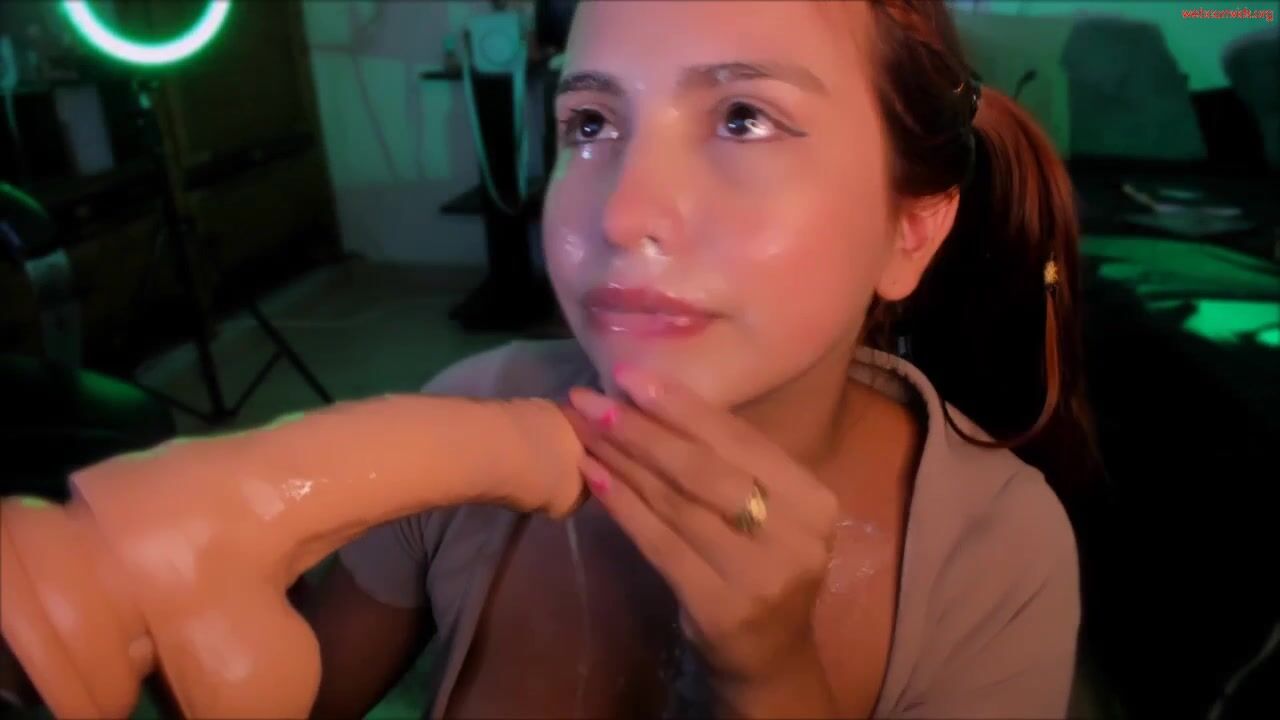 sweetlyah - Private  Video browneyes sport come