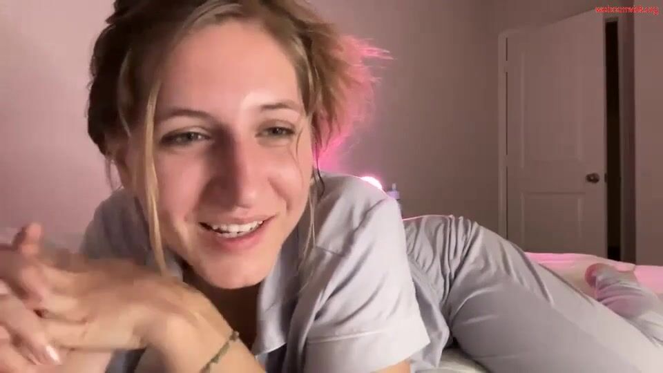 babyvanessaeve - Private  Video veryhard jeans bush