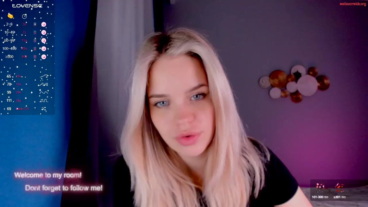 shiningamber - Private  Video flexible quirky jeans