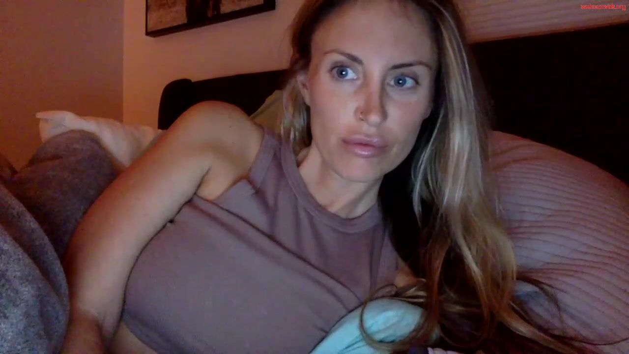peekyblynder - Private  Video nylons new mom