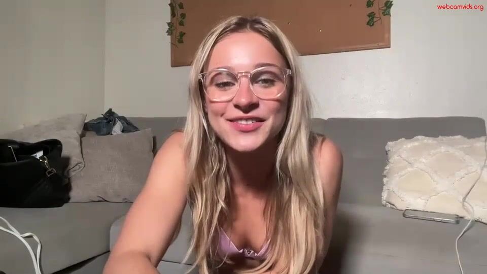 baby_tav - Private  Video teens kiss latino