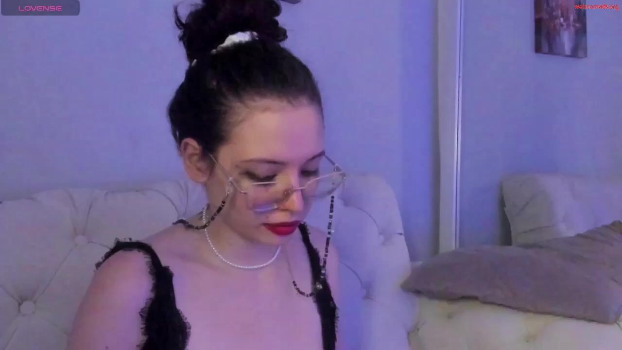 its_marie - Private  Video brownhair clamps pussy