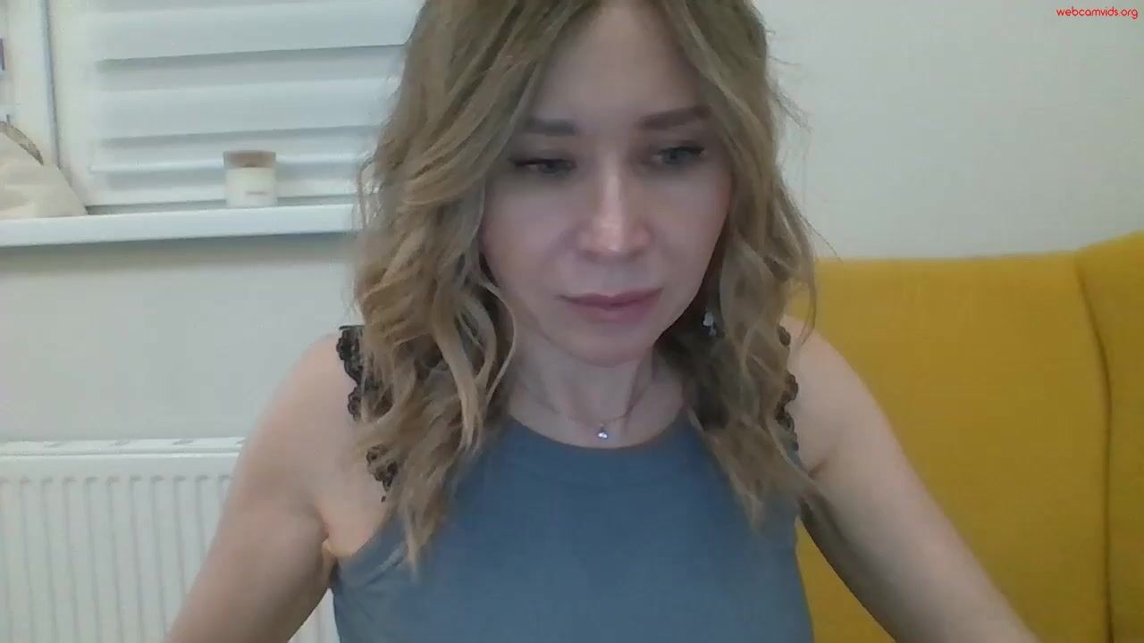 jolie_ozolla - Private  Video camcam erotic ride