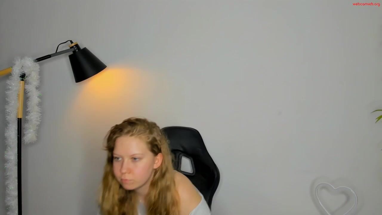 edwinadenmon - Private  Video shirt tittyfuck smile