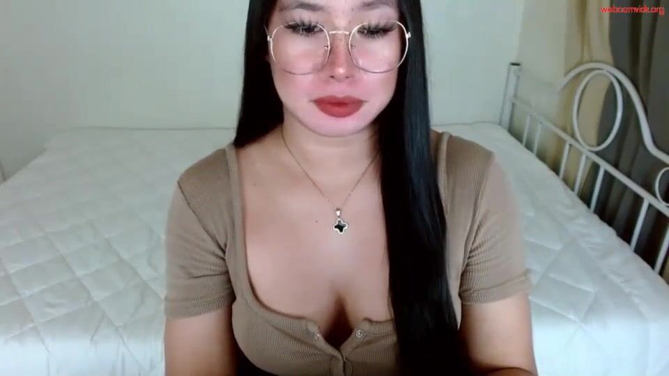 jewel_28 - Private  Video flexibility jeans slap