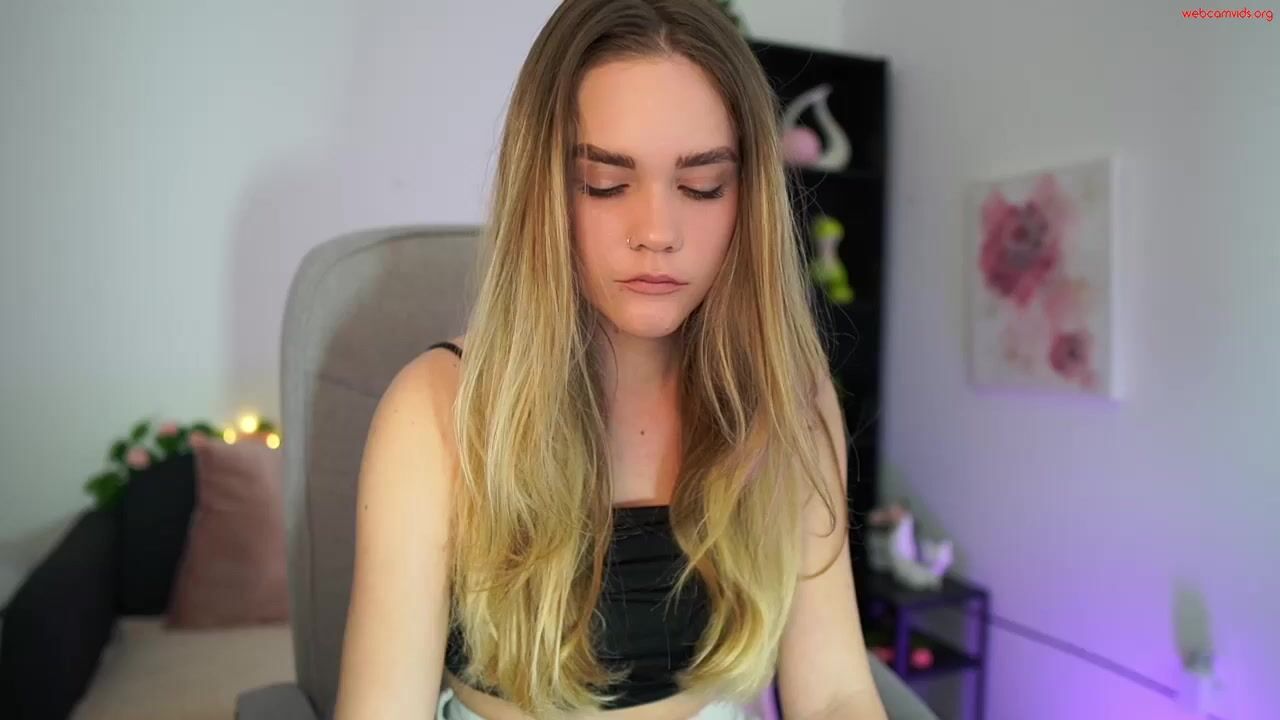 skyla_novea - Private  Video tongue nails creampie