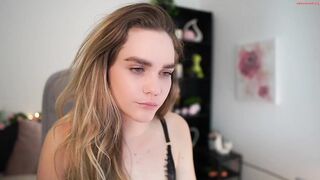 skyla_novea - Private  Video lovense swallow faketits