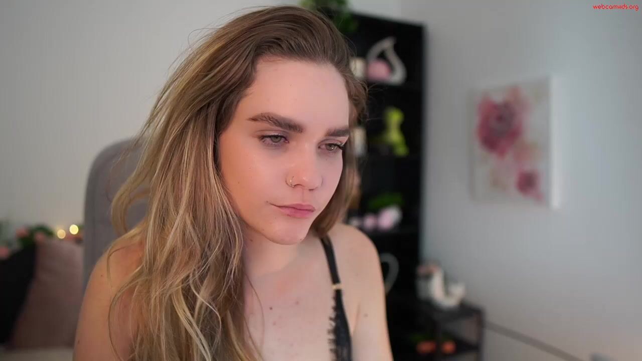skyla_novea - Private  Video lovense swallow faketits