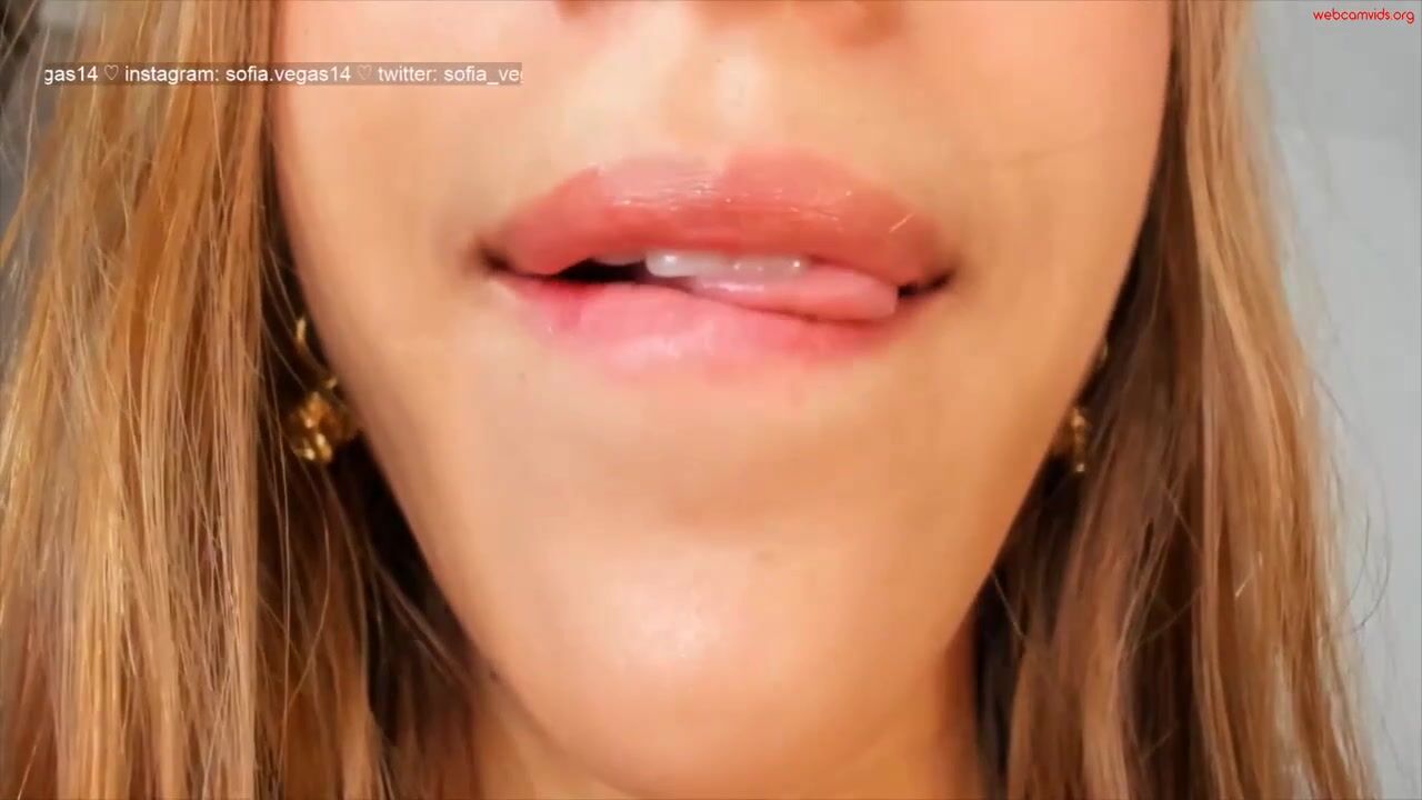 sofia_vegas - Private  Video smalltitties nipplesclamps slave