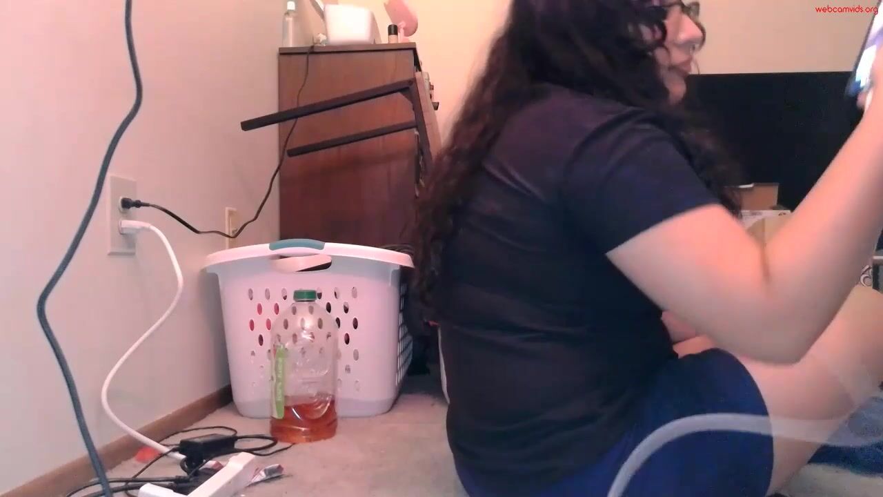 elliewilliamsgf - Private  Video sexmachine nipplesclamps followme