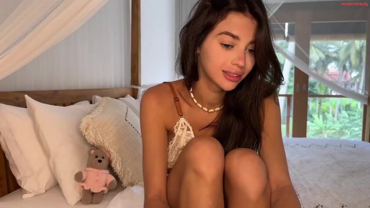 cuteelsa_ - Private  Video plussize fitness spy