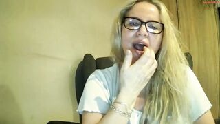 penelopeflirty - Private  Video pretty nipplesclamps barefeet